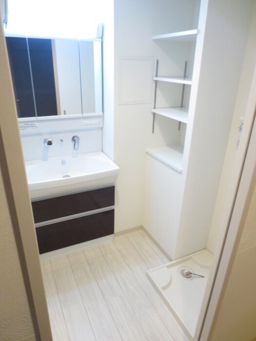 物件内観写真12　(洗面)