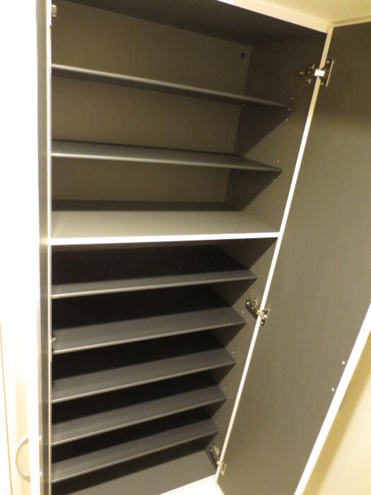 物件内観写真15　(靴箱)