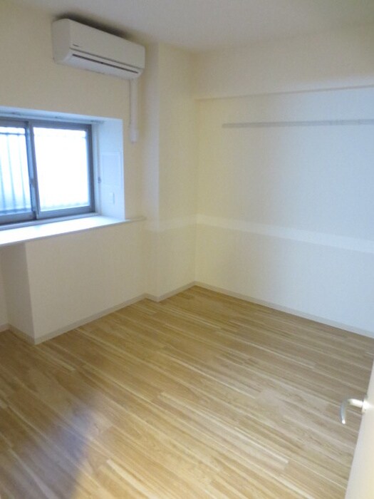 物件内観写真21　(居室)