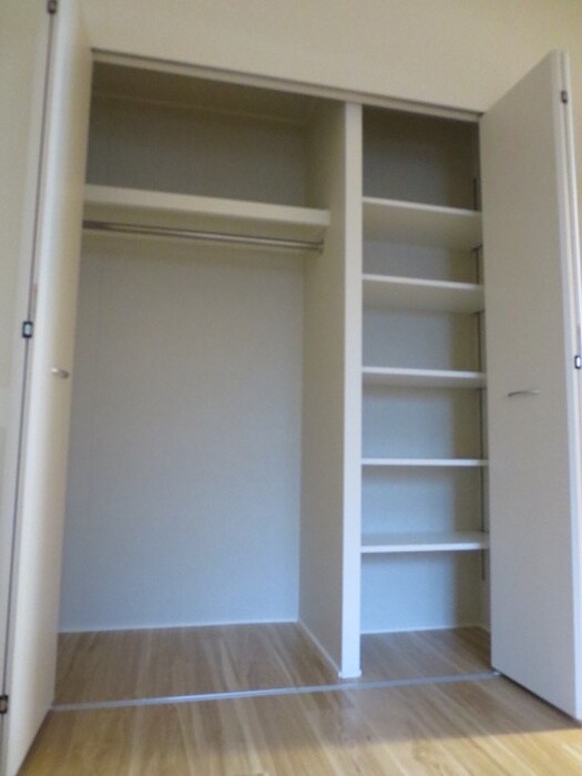 物件内観写真22　(収納)