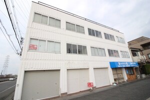 鷹殿ビル外観写真
