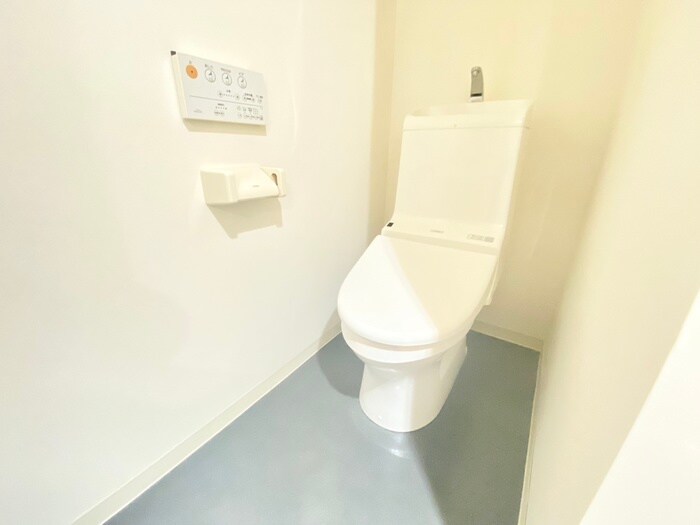 物件内観写真14　(トイレ)