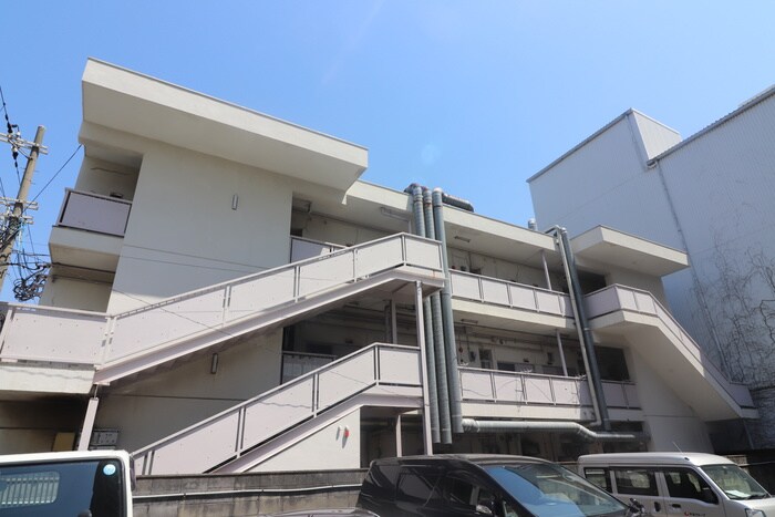 物件外観写真3　(外観写真)