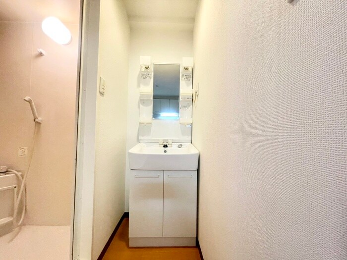 物件内観写真12　(洗面)