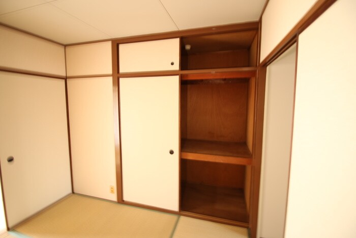 物件内観写真13　(収納)