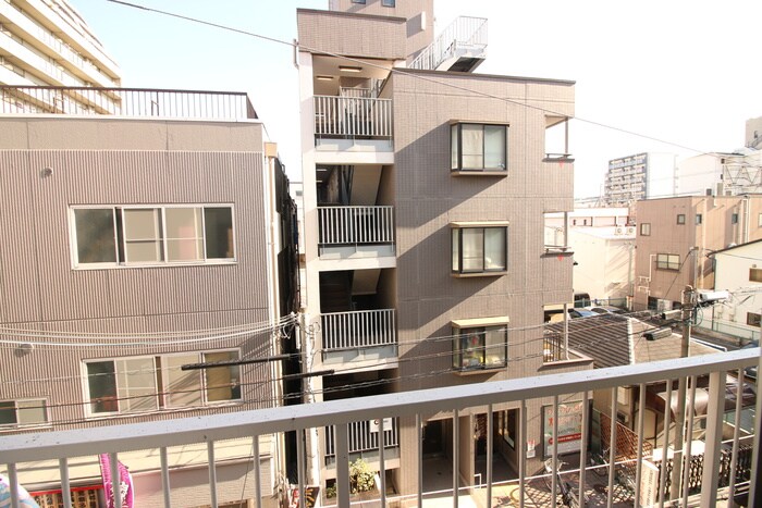 物件内観写真14　(室内からの展望)