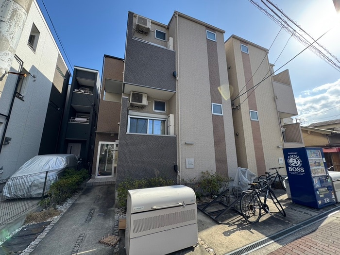 物件外観写真1　(外観写真)