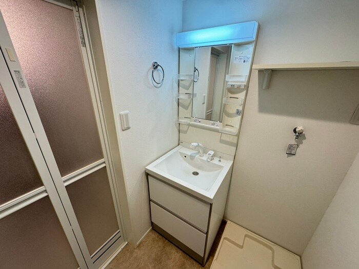 物件内観写真7　(洗面)