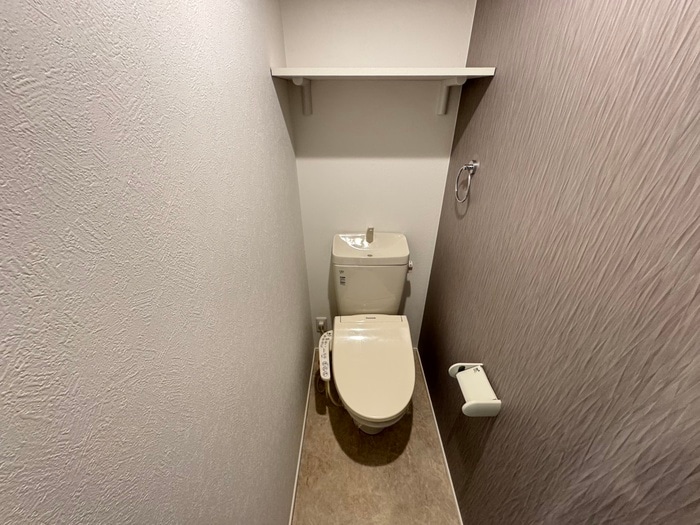 物件内観写真9　(トイレ)