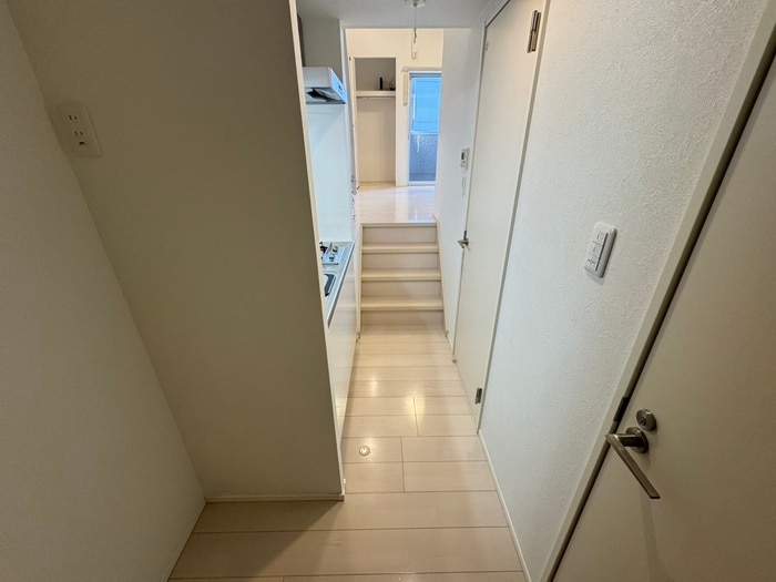 物件内観写真17　(廊下)