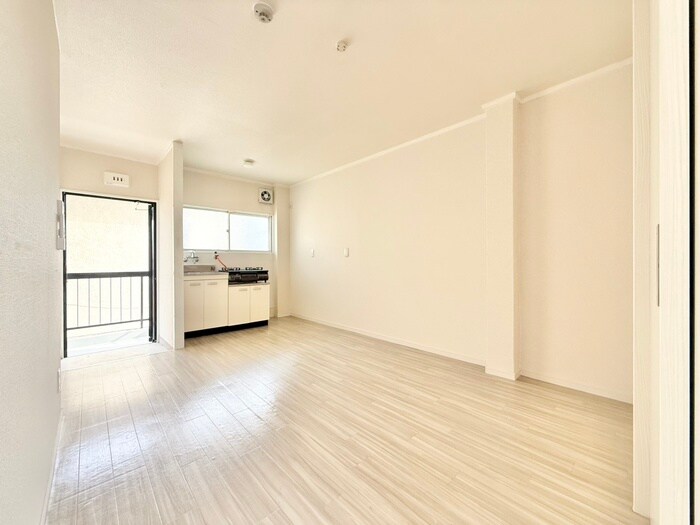 物件内観写真8　(居室)