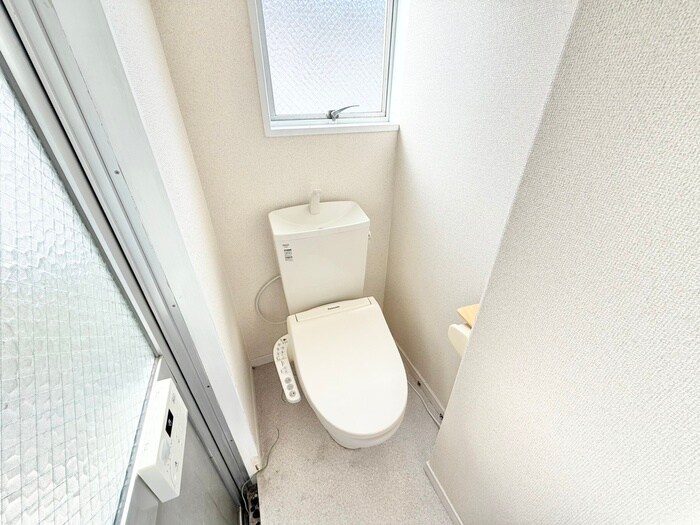 物件内観写真15　(トイレ)