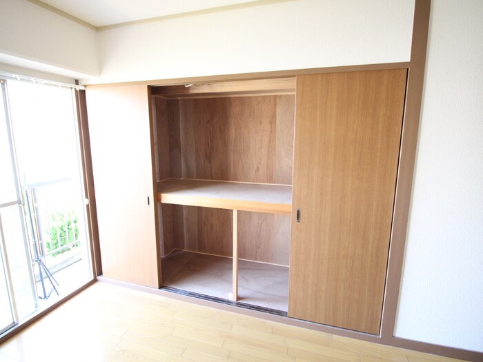 物件内観写真10　(収納)