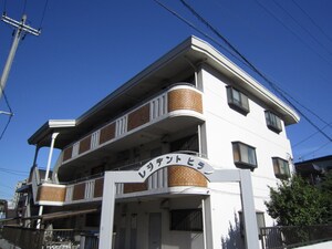 レジデントヒラノ外観写真