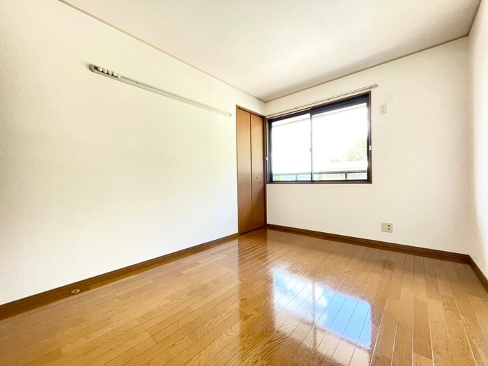 物件内観写真11　(居室)