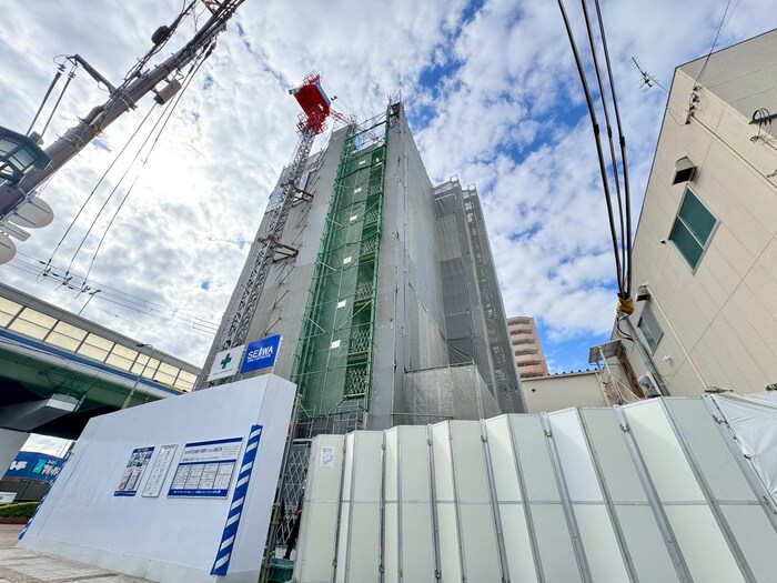 物件外観写真2　(建築中)