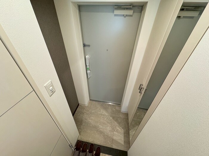 物件内観写真14　(玄関)