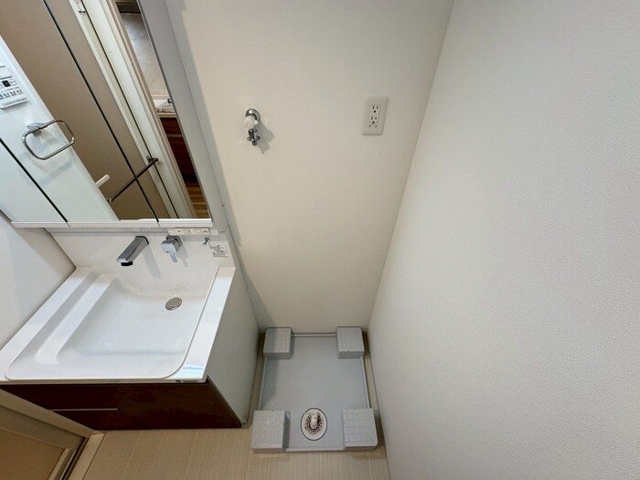 物件内観写真17　(洗濯機置場)