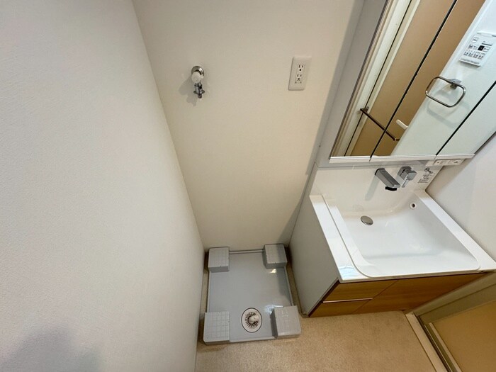 物件内観写真19　(洗濯機置場)