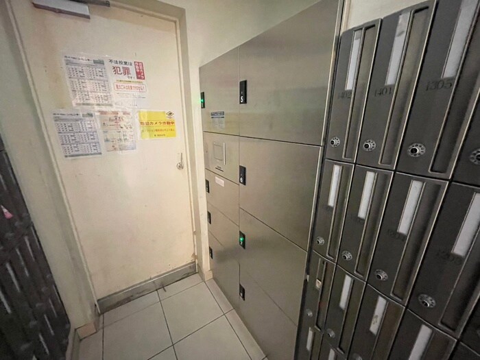 物件外観写真4　(建物設備)