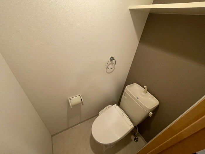 物件内観写真13　(トイレ)