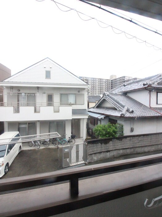 物件内観写真18　(室内からの展望)