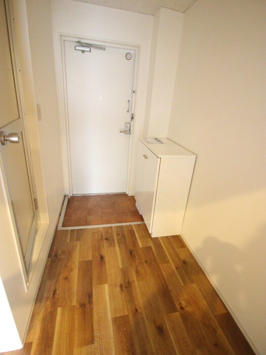 物件内観写真19　(廊下)