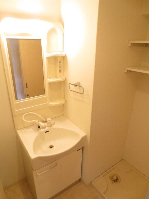 物件内観写真13　(洗面)