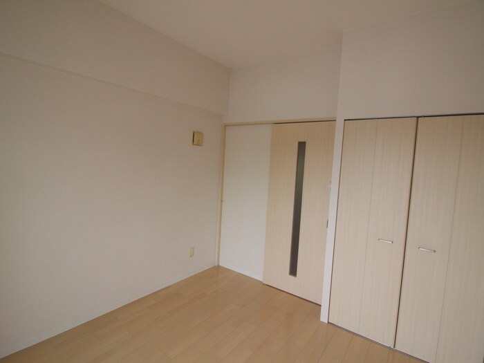 物件内観写真14　(居室)