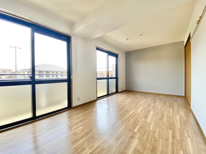 物件内観写真9　(居室)