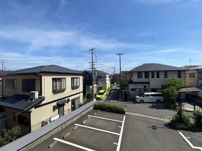 物件内観写真17　(室内からの展望)