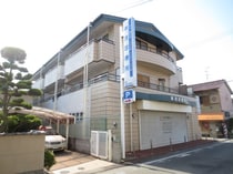 長尾マンションの外観写真