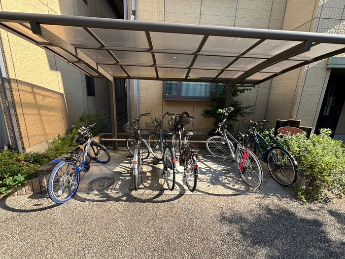 物件外観写真6　(建物設備)