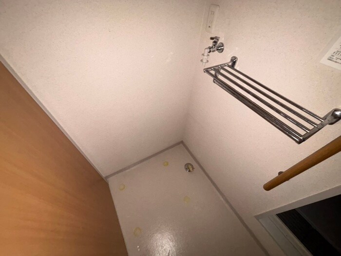 物件内観写真20　(洗濯機置場)