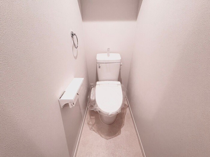 物件内観写真3　(トイレ)