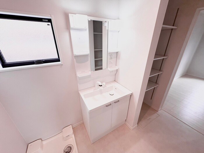 物件内観写真5　(洗面)