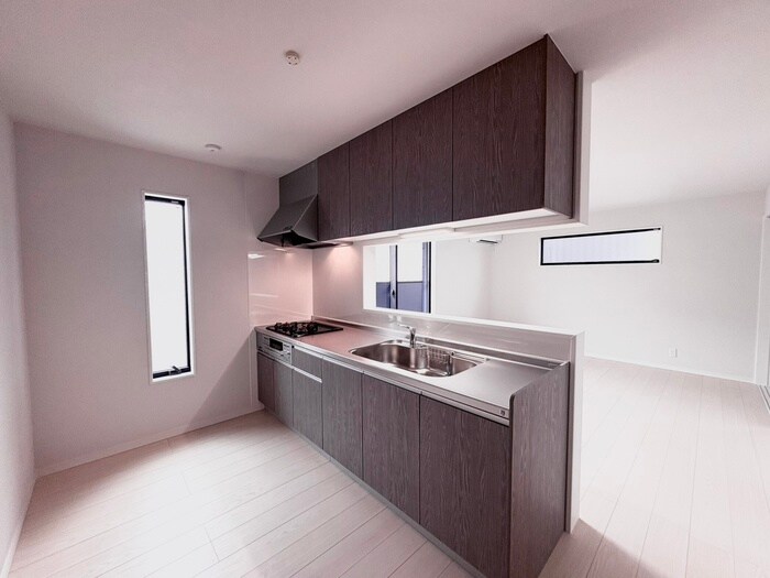 物件内観写真10　(内観写真)