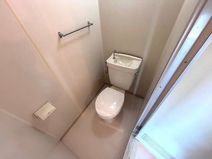 物件内観写真17　(トイレ)