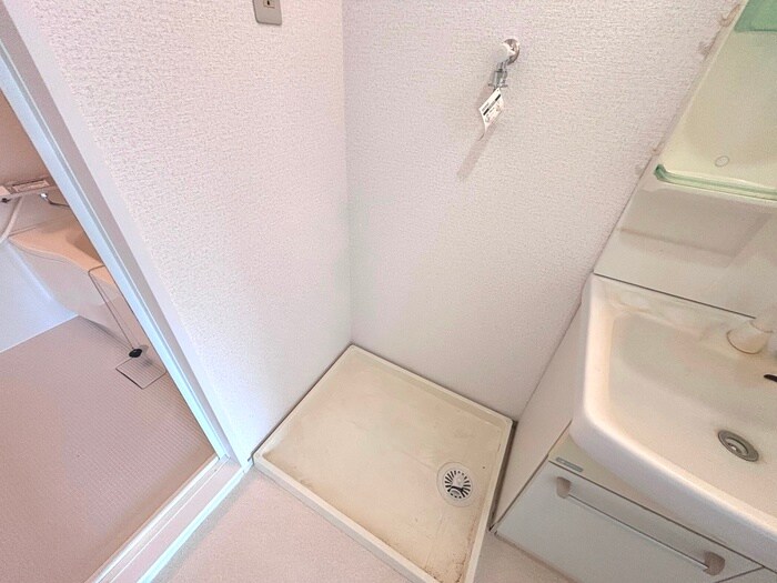 物件内観写真20　(洗濯機置場)