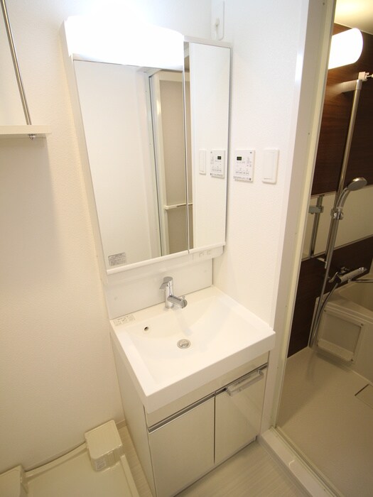 物件内観写真12　(洗面)