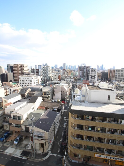 物件内観写真16　(室内からの展望)