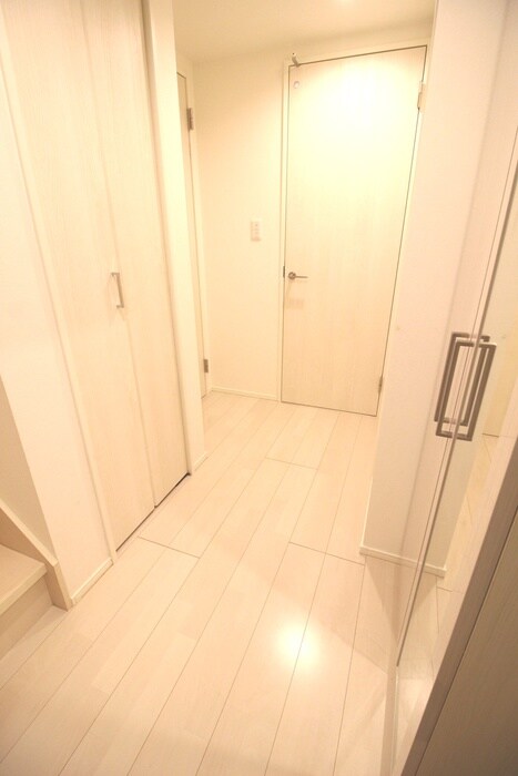 物件内観写真18　(廊下)