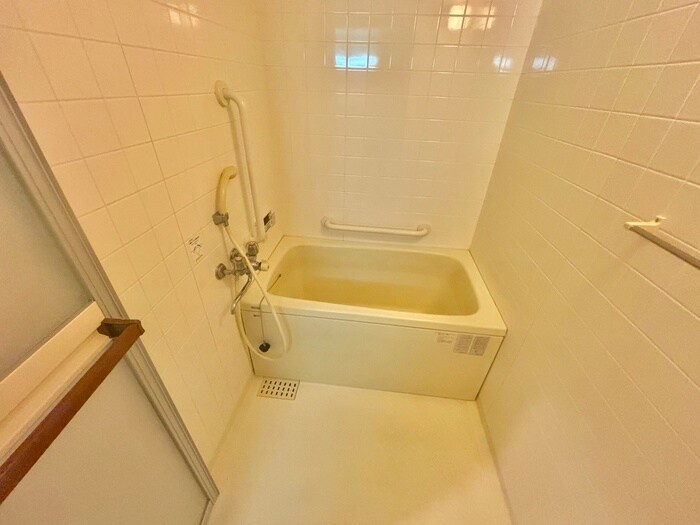 物件内観写真10　(バス／シャワールーム等)
