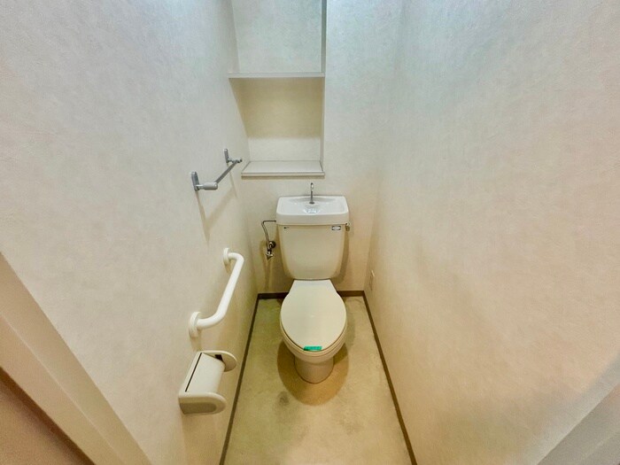 物件内観写真13　(トイレ)
