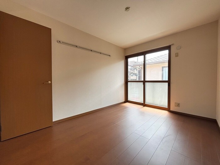 物件内観写真11　(居室)