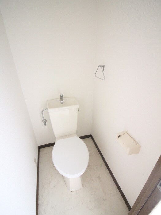 物件内観写真13　(トイレ)