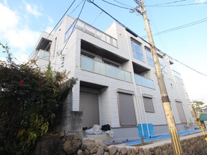 イーストビル東山外観写真
