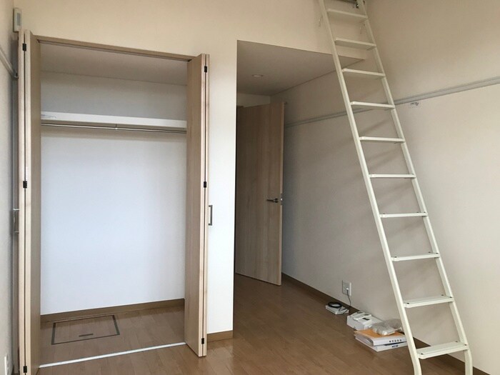 物件内観写真7　(居室)