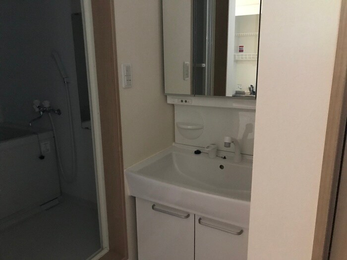 物件内観写真11　(洗面)