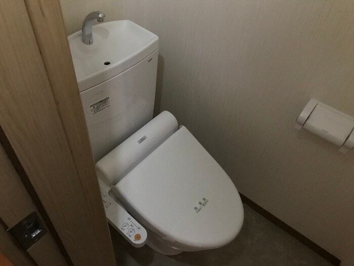 物件内観写真12　(トイレ)